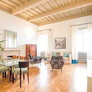 Apartment Beatrice By Prestige