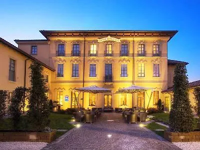 Villa Appiani Hotel Треццо-сулл'Адда 4*,